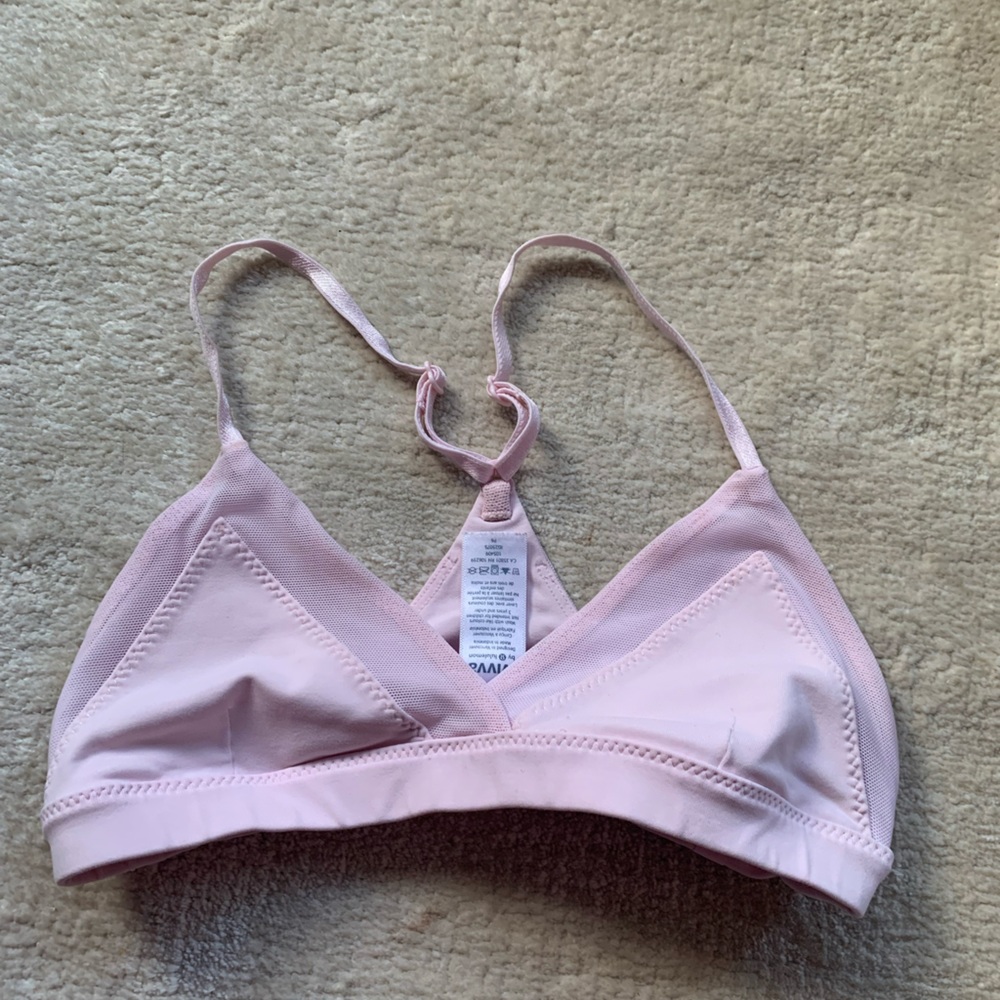 RARE MESH OUTLINED pink ivivva size 8 bra top